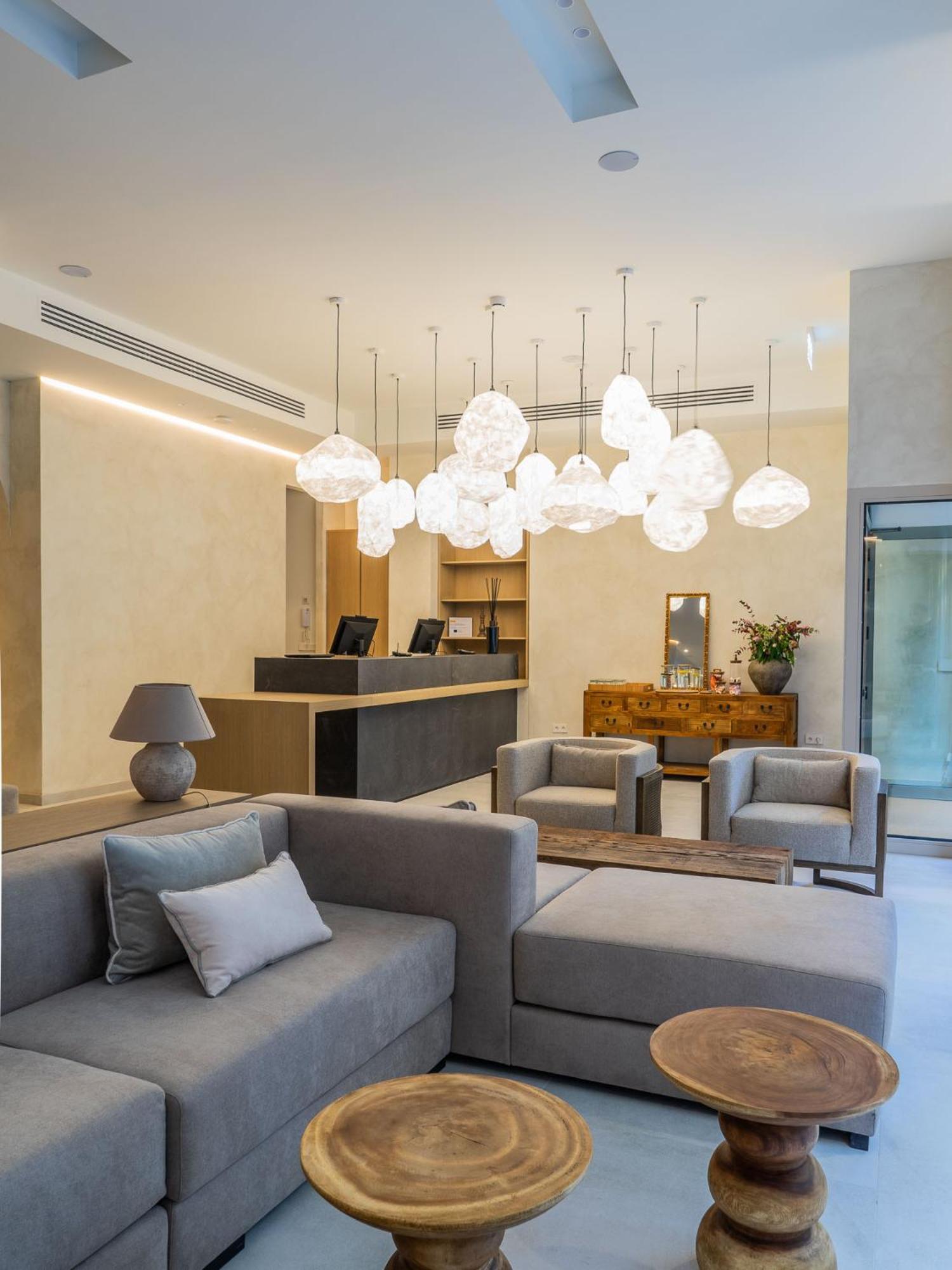 Hotel Well And Come מאלגה מראה חיצוני תמונה