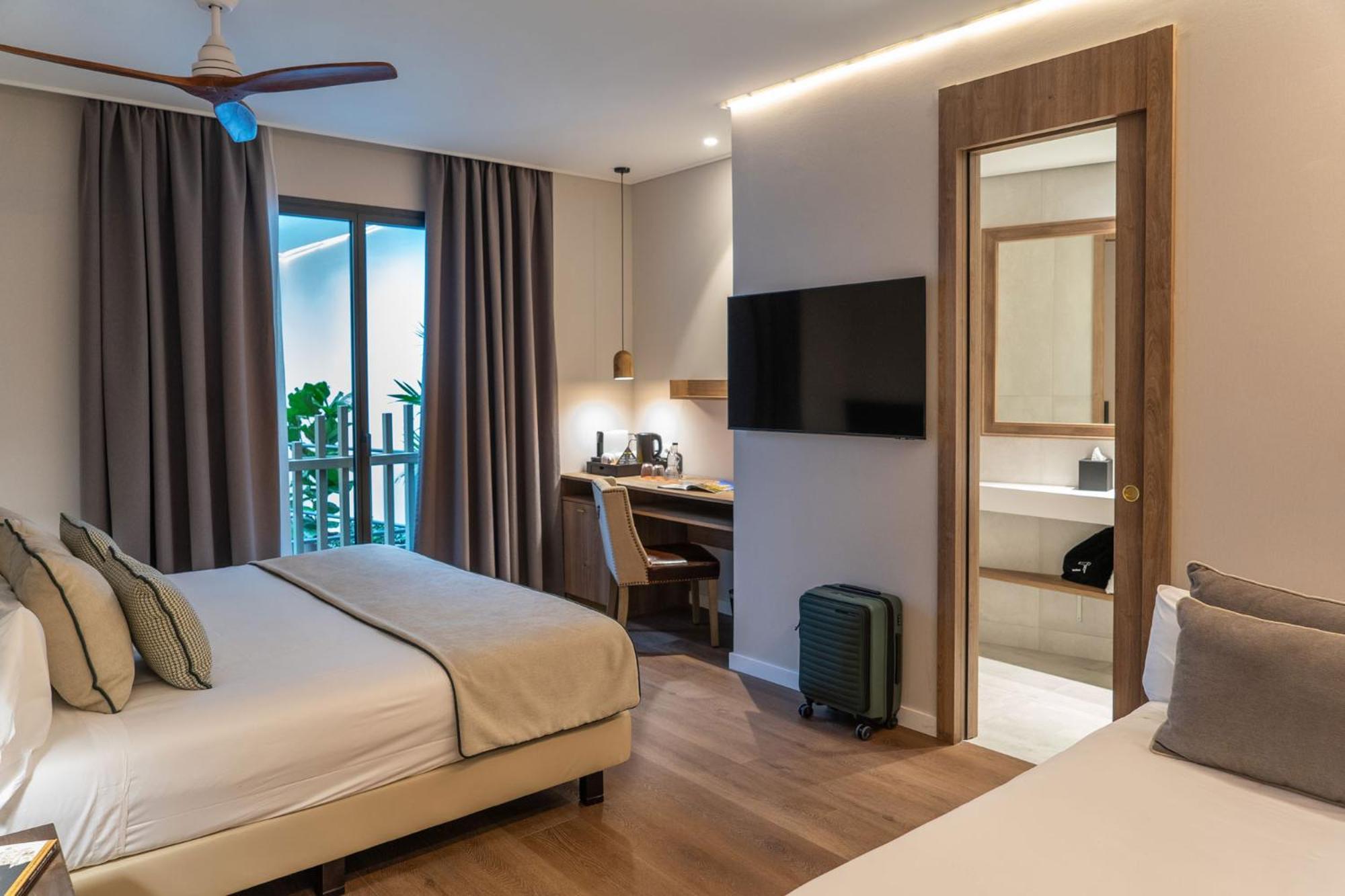 Hotel Well And Come מאלגה מראה חיצוני תמונה