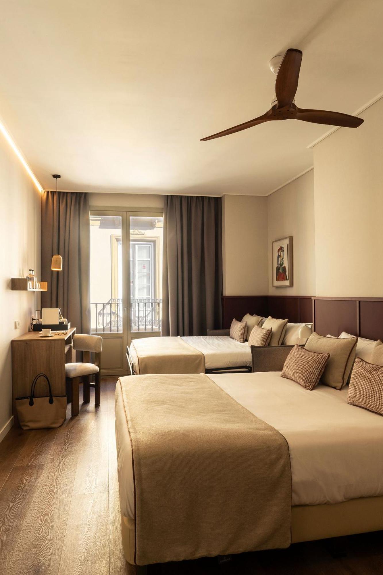 Hotel Well And Come מאלגה מראה חיצוני תמונה
